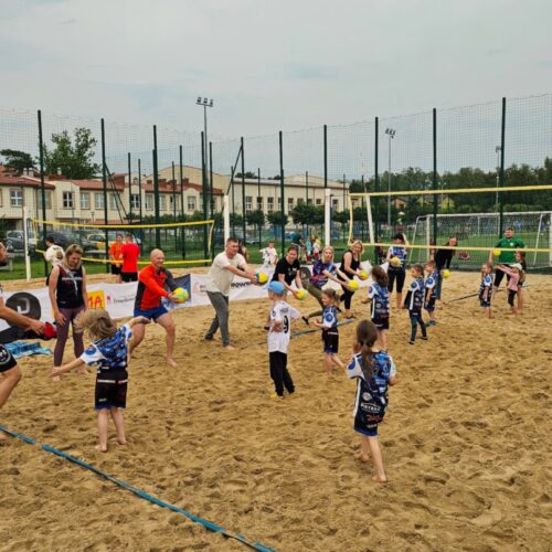 Wtorkowy przegląd naszych grup – Siatkarskie Przedszkole i Kinderki