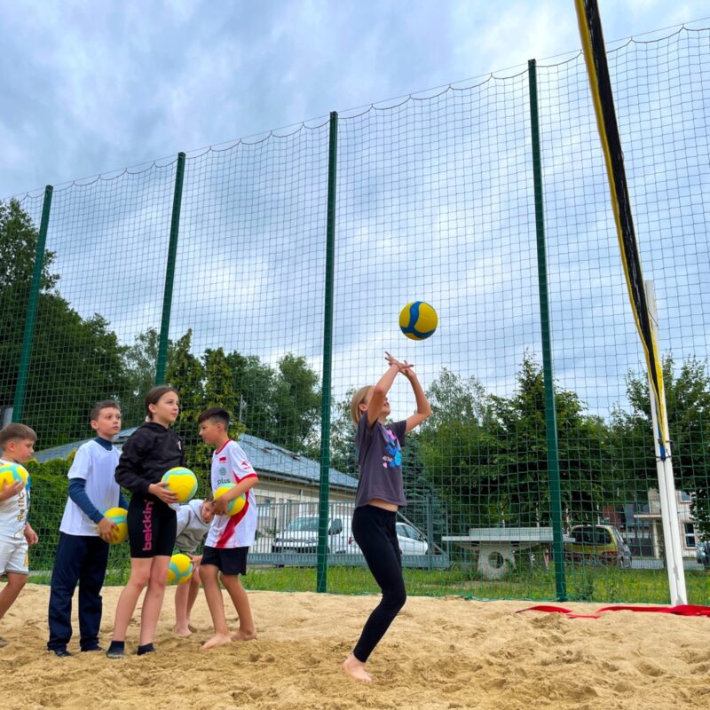 Wtorkowy przegląd grup Siatkarskie Przedszkole i Kinderki