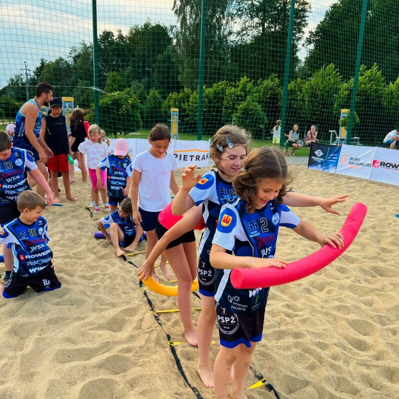 Czwartkowy przegląd naszych grup: Siatkarskie Przedszkole, Kinderki i Amatorów
