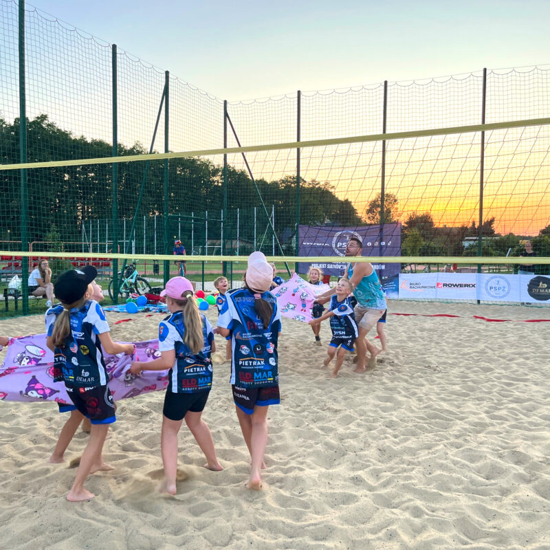 Czwartkowy trening Siatkarskiego Przedszkola i Kinderków
