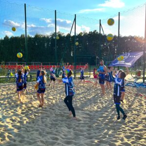 Wtorkowy trening grup: Siatkarskie Przedszkole i Kinderki
