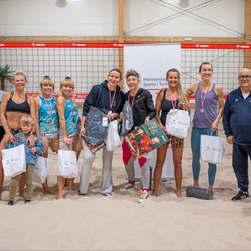 Sezon plażowy się skończył… ale my z piasku NIE SCHODZIMY!