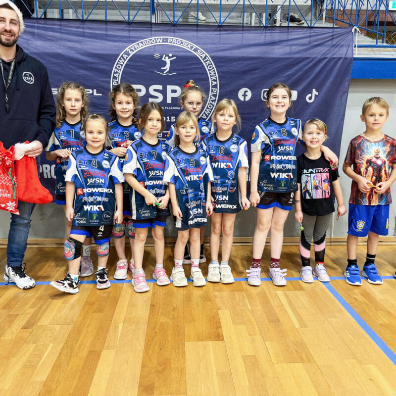 Czwartkowy przegląd grup: Siatkarskie Przedszkole, Iskierki i Kinderki