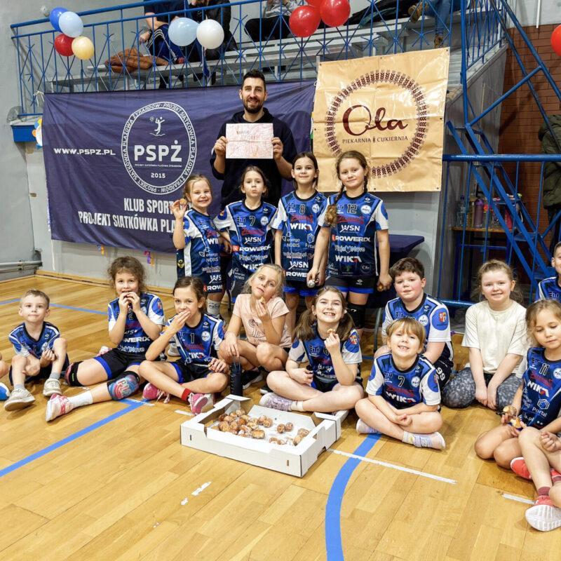 Czwartkowy przegląd grup: Siatkarskie Przedszkole, Iskierki i Kinderki