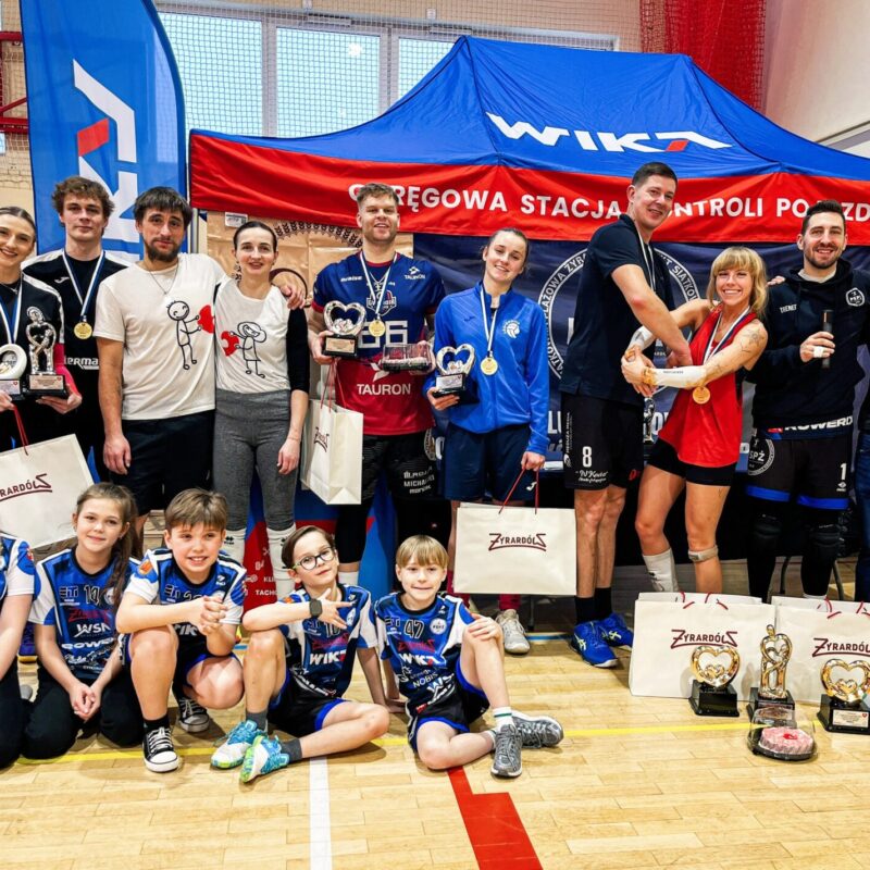 PODSUMOWANIE TURNIEJU „I Walentynkowy Amatorski Turniej Halowych Mikstów Siatkarskich 2×2”