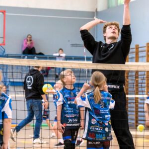 Czwartkowy przegląd grup: Siatkarskie Przedszkole, Iskierki i Kinderki